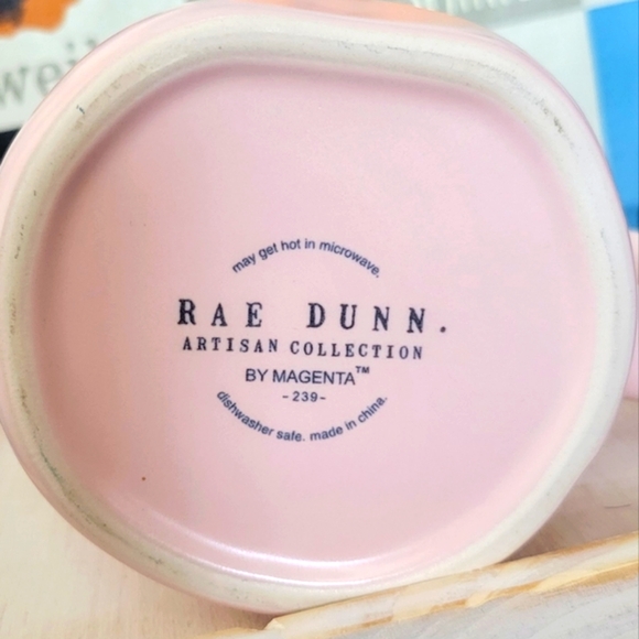 World's BEST Mom Rae Dunn PINK Mug - Picture 2 of 5